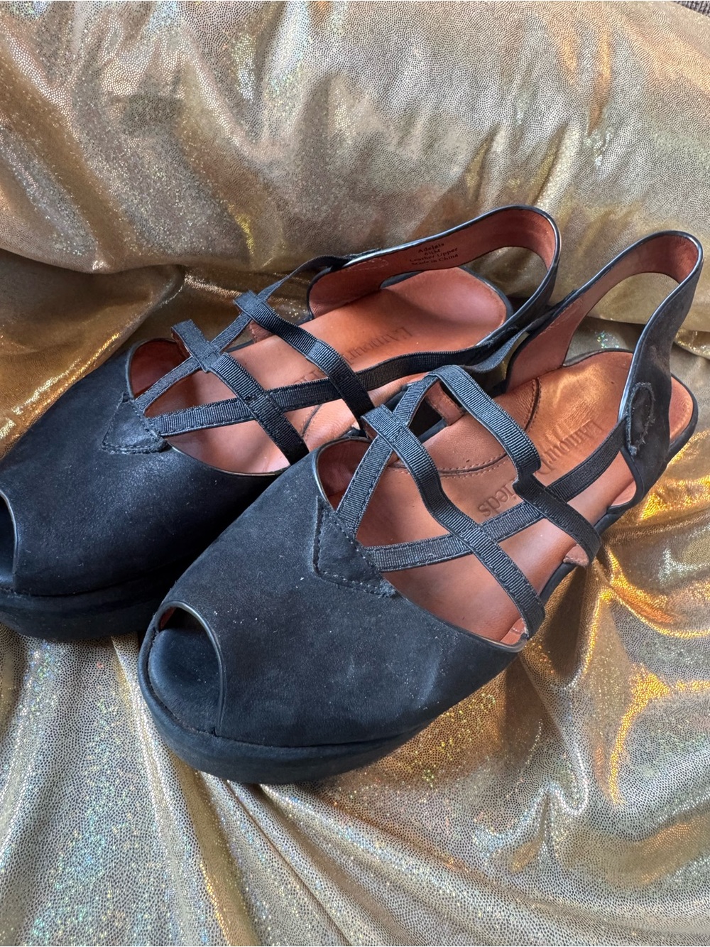 Black Women’s Peep-Toe Slingback Sandals with Crisscross Straps